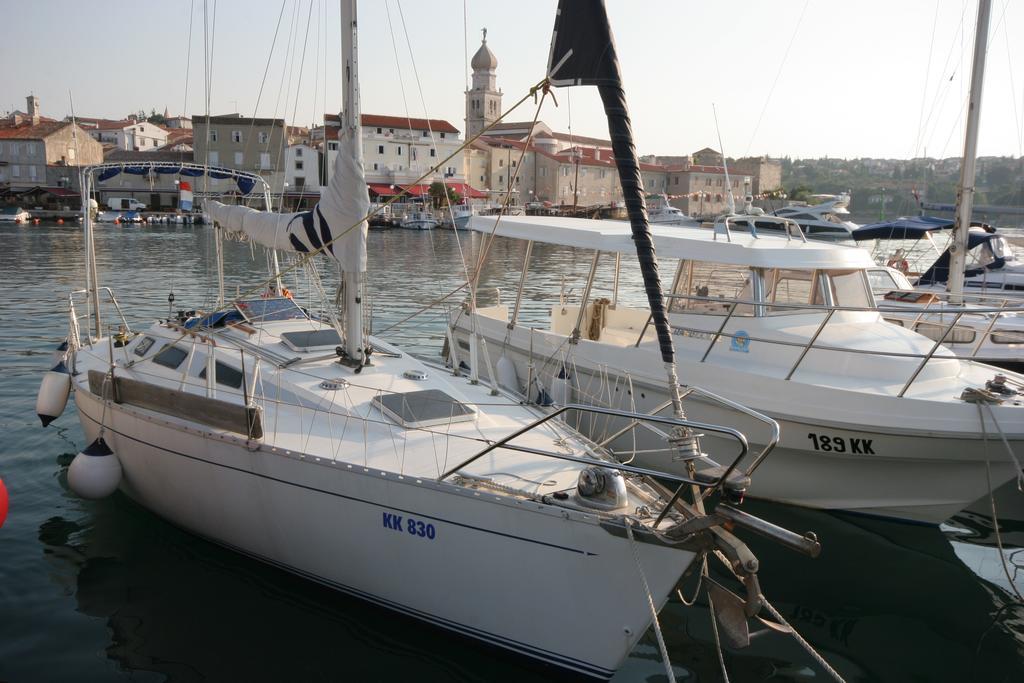Apartments Irena Krk Krk Town Luaran gambar