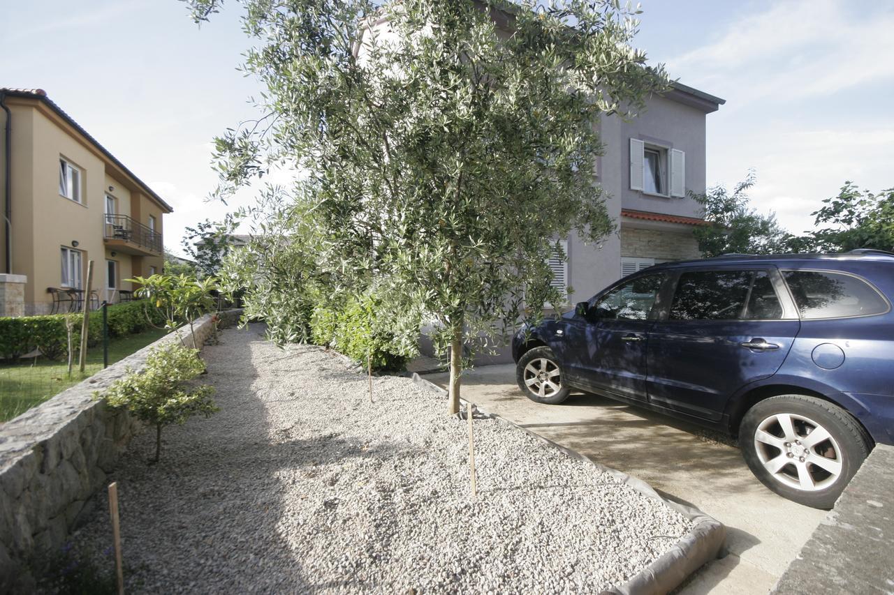 Apartments Irena Krk Krk Town Luaran gambar