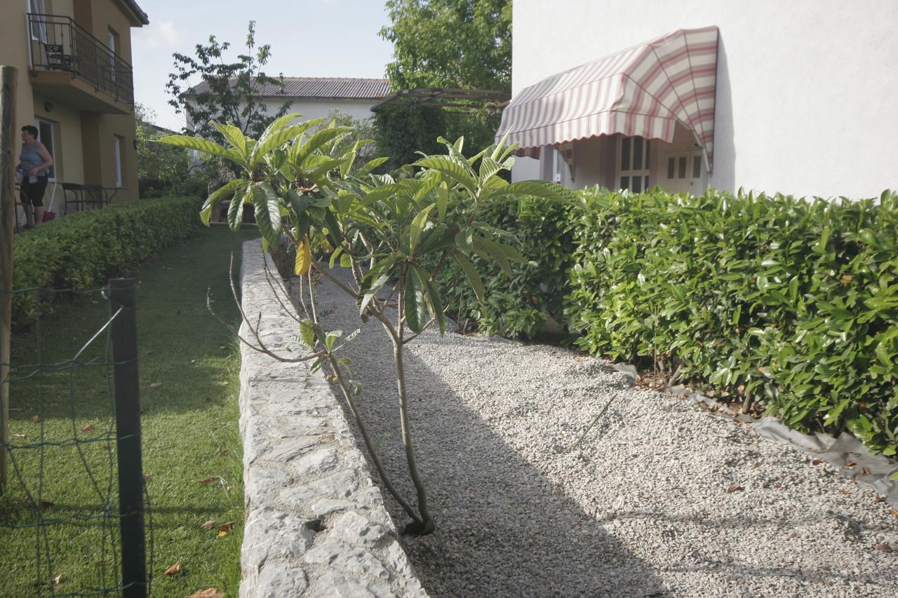 Apartments Irena Krk Krk Town Luaran gambar