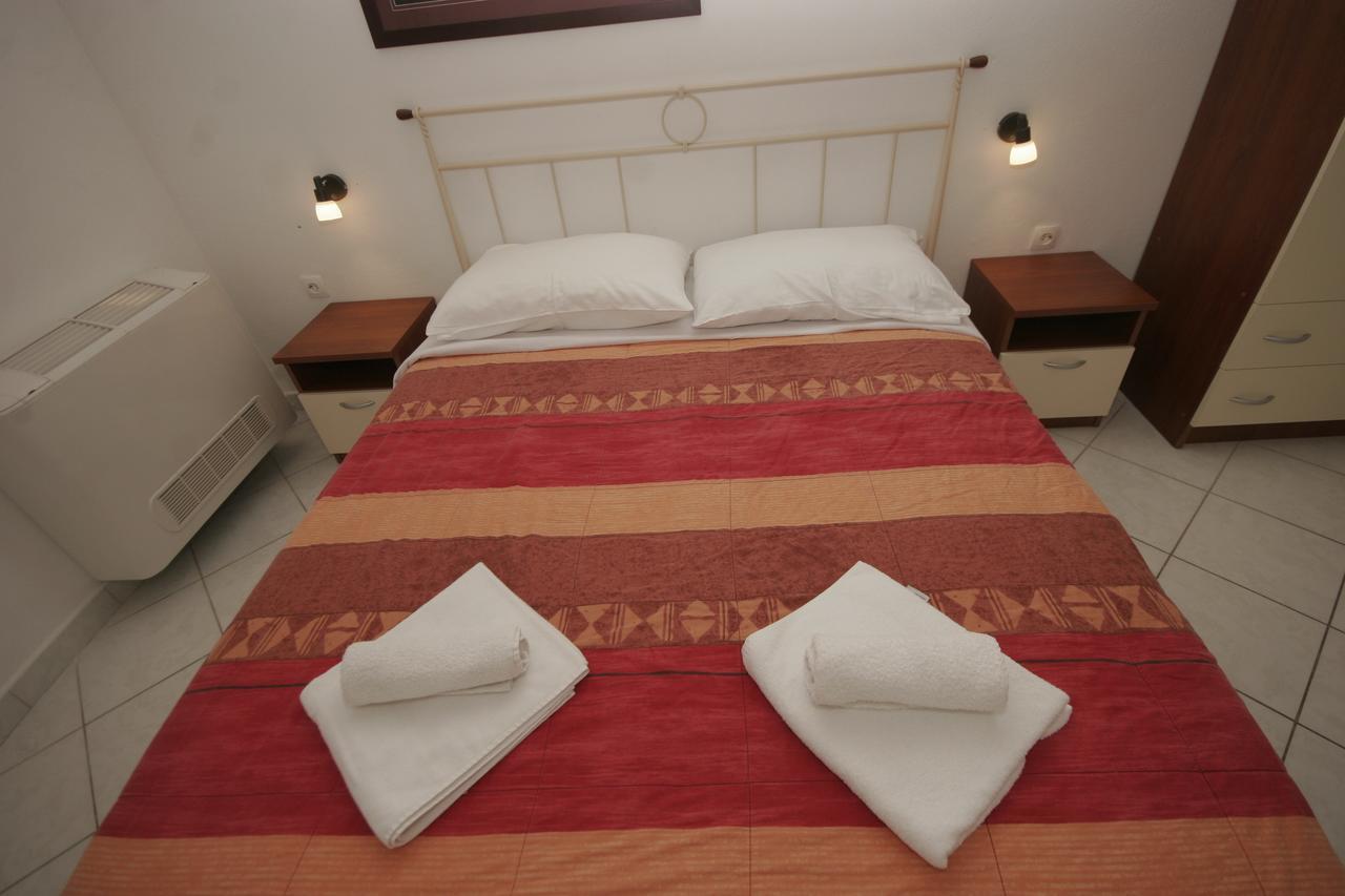 Apartments Irena Krk Krk Town Luaran gambar