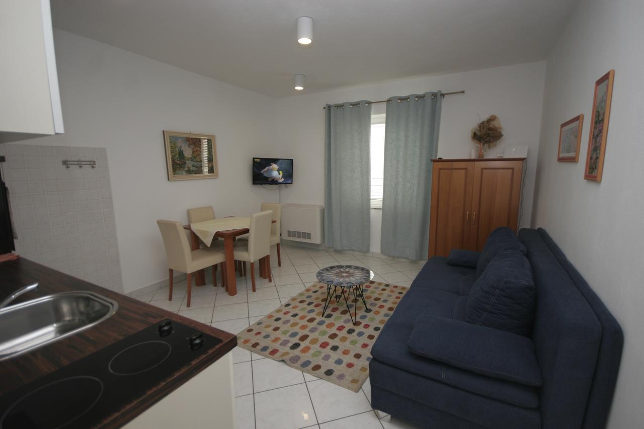 Apartments Irena Krk Krk Town Luaran gambar
